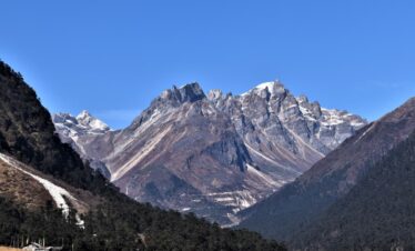 Beautiful View of valley, 5-day Zero Point & Yumthang
